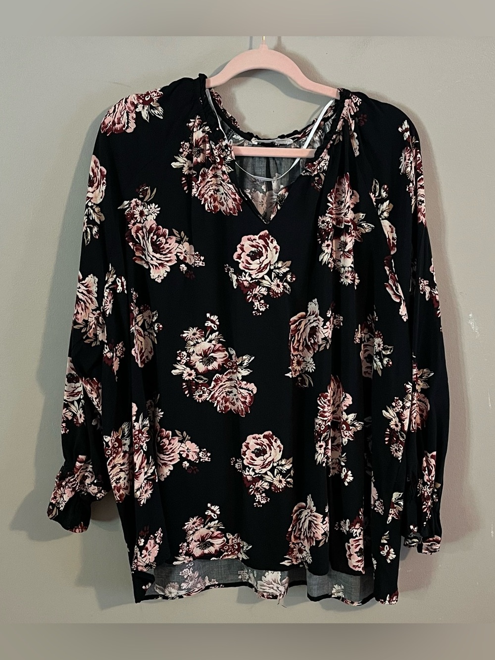 $6❤️Bundled C & C California Blouse